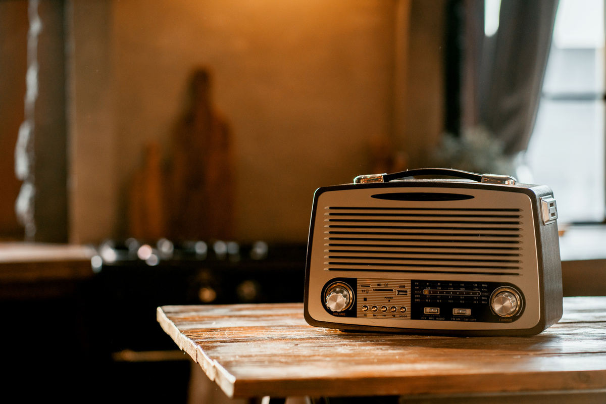 Radyonun Doğuşu: Guglielmo Marconi’den Kitle İletişimine Yolculuk